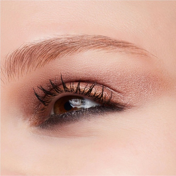 Mac Eye Love Surprises Eyeshadow Palette Brand New in Box Authentic - Picture 5 of 11